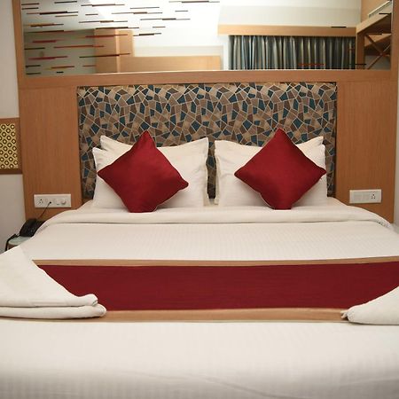 Hotel Maurya 벵갈루루 외부 사진