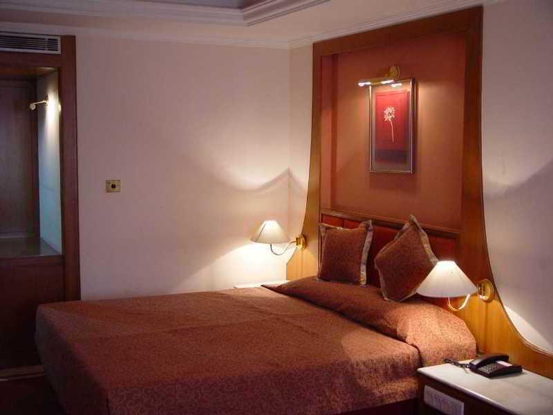 Hotel Maurya 벵갈루루 외부 사진