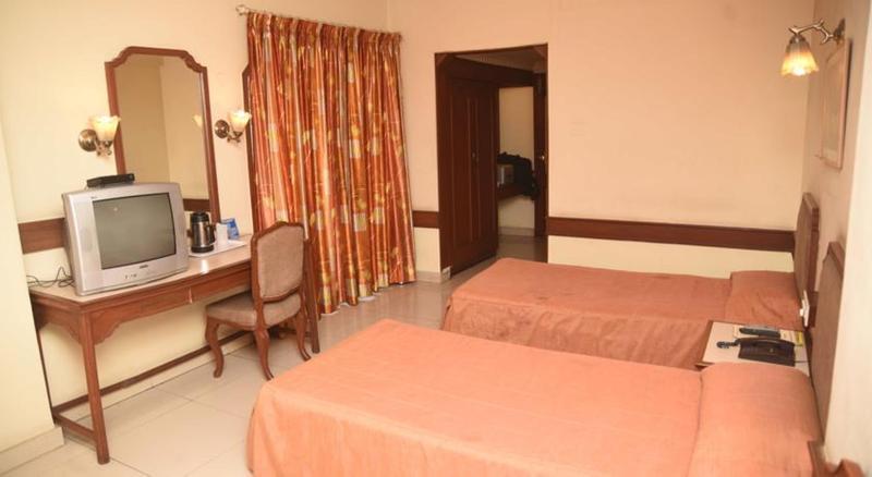 Hotel Maurya 벵갈루루 외부 사진