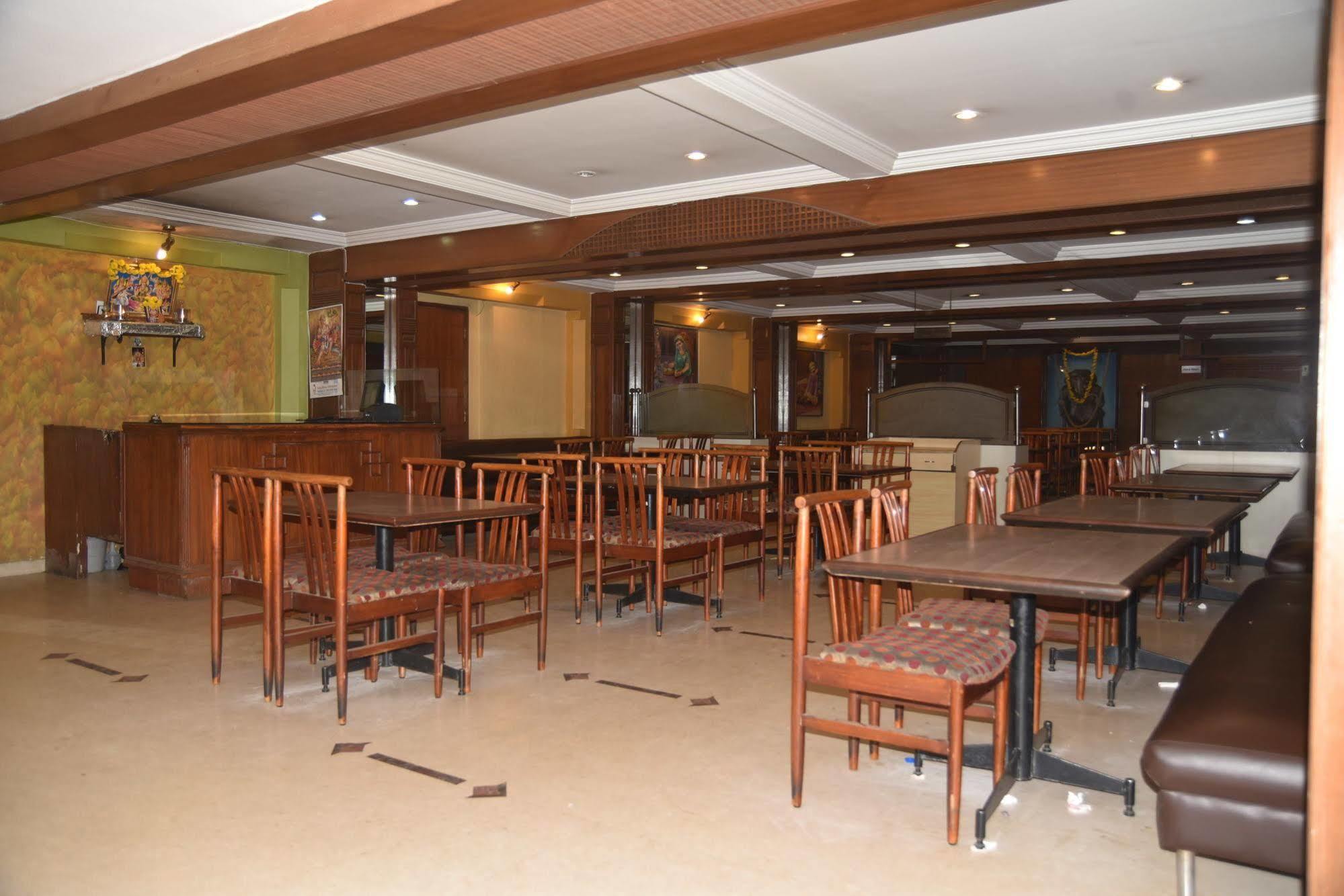 Hotel Maurya 벵갈루루 외부 사진