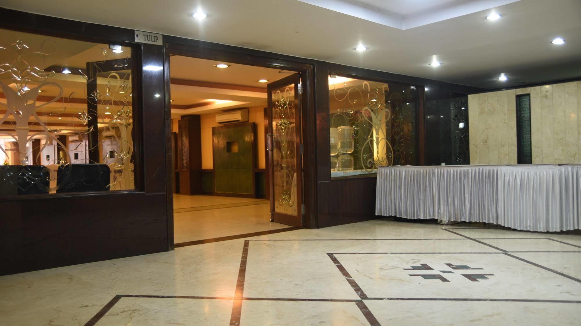 Hotel Maurya 벵갈루루 외부 사진